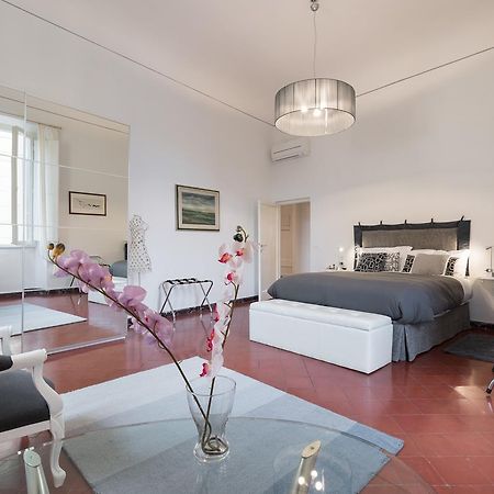 Old Bridge: Historical And Chic Apartment Florence Ngoại thất bức ảnh